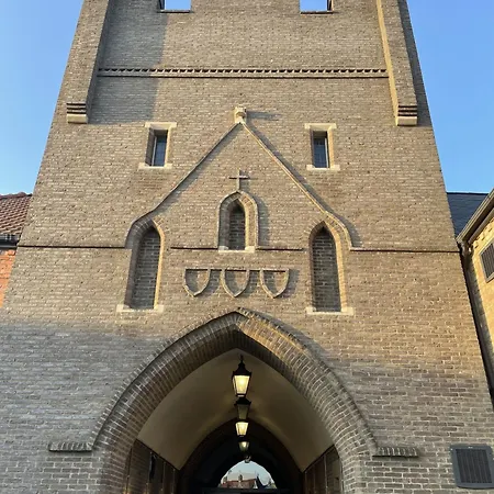 Pebble - Part Of The The Bay Village With Pool, Gym And Direct Access, Pub, Restaurant, Tennis And Meadows Walks * Filey