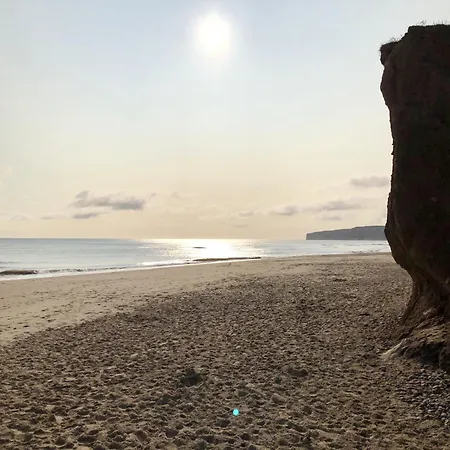 Pebble - Part Of The The Bay Village With Pool, Gym And Direct Access, Pub, Restaurant, Tennis And Meadows Walks